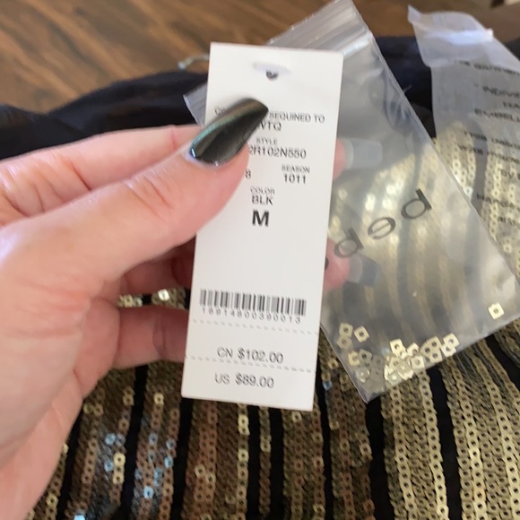 Beautiful hand embellished blouse - Picture 4 of 5